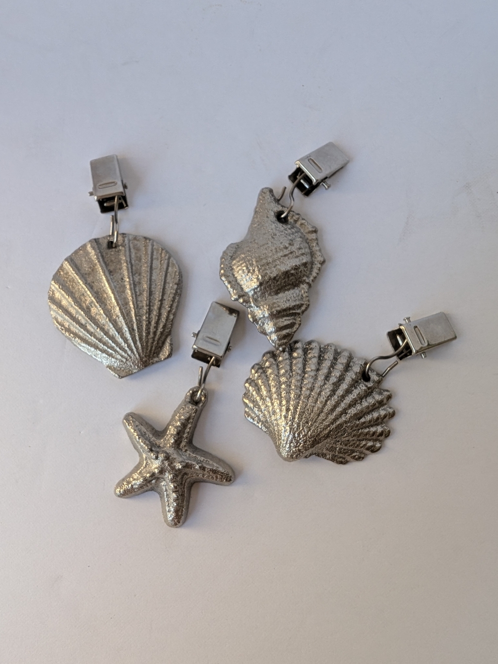 Vintage Set Of 4 Nautical Clip On Charms Shells Starfish Small Heavy Weights